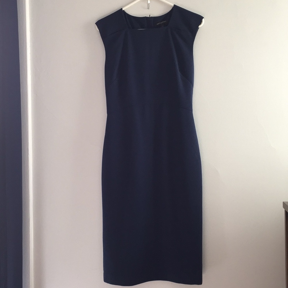Banana Republic sleeveless power dress